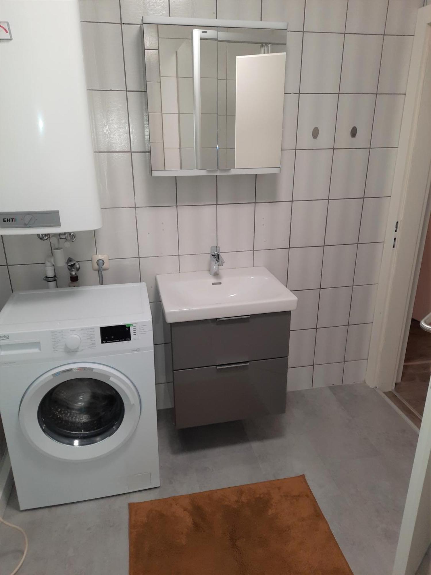 Ferienwohnung Im Zentrum Mit Balkon Und Parkplatz 그문덴 외부 사진