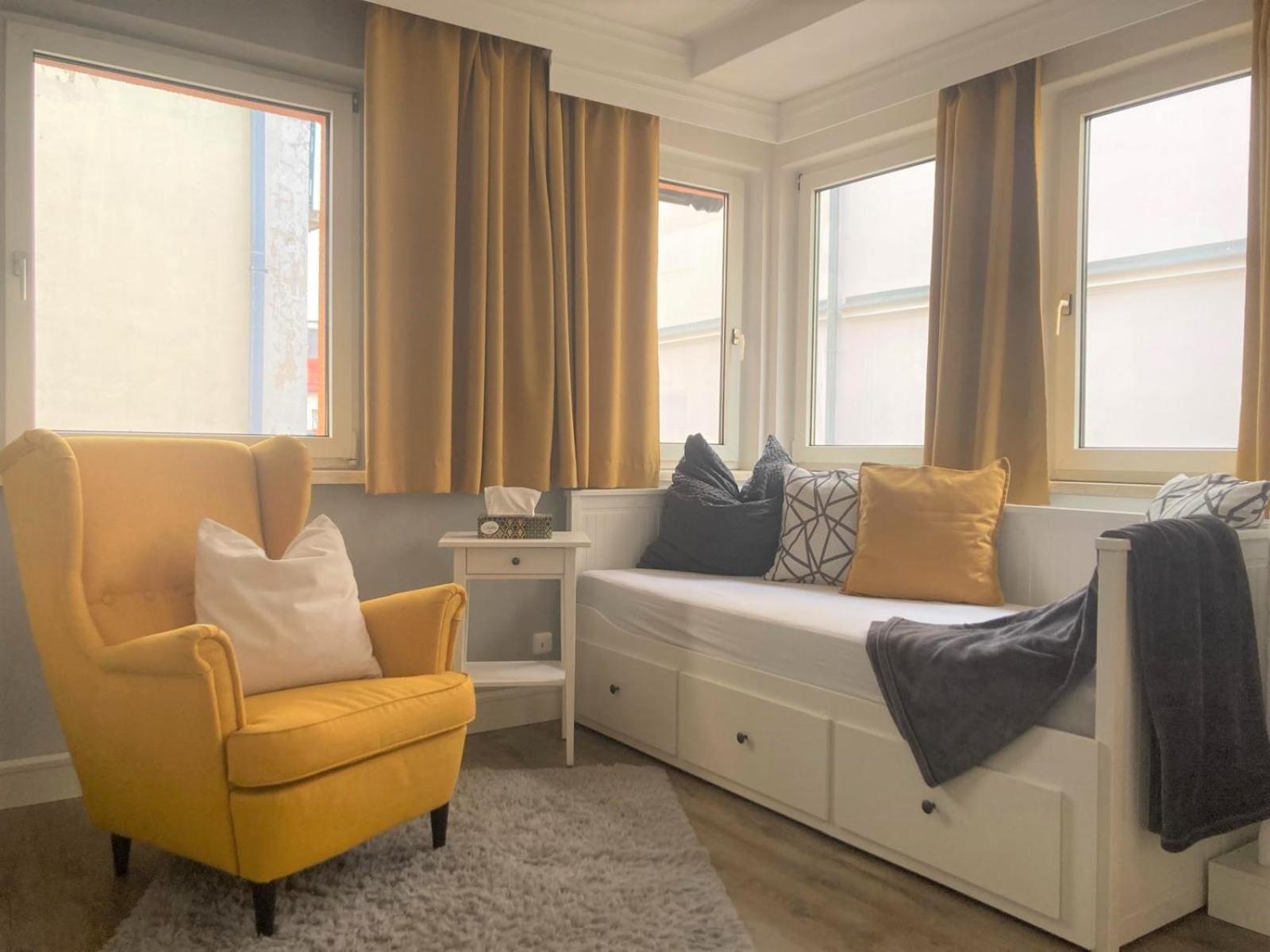 Ferienwohnung Im Zentrum Mit Balkon Und Parkplatz 그문덴 외부 사진