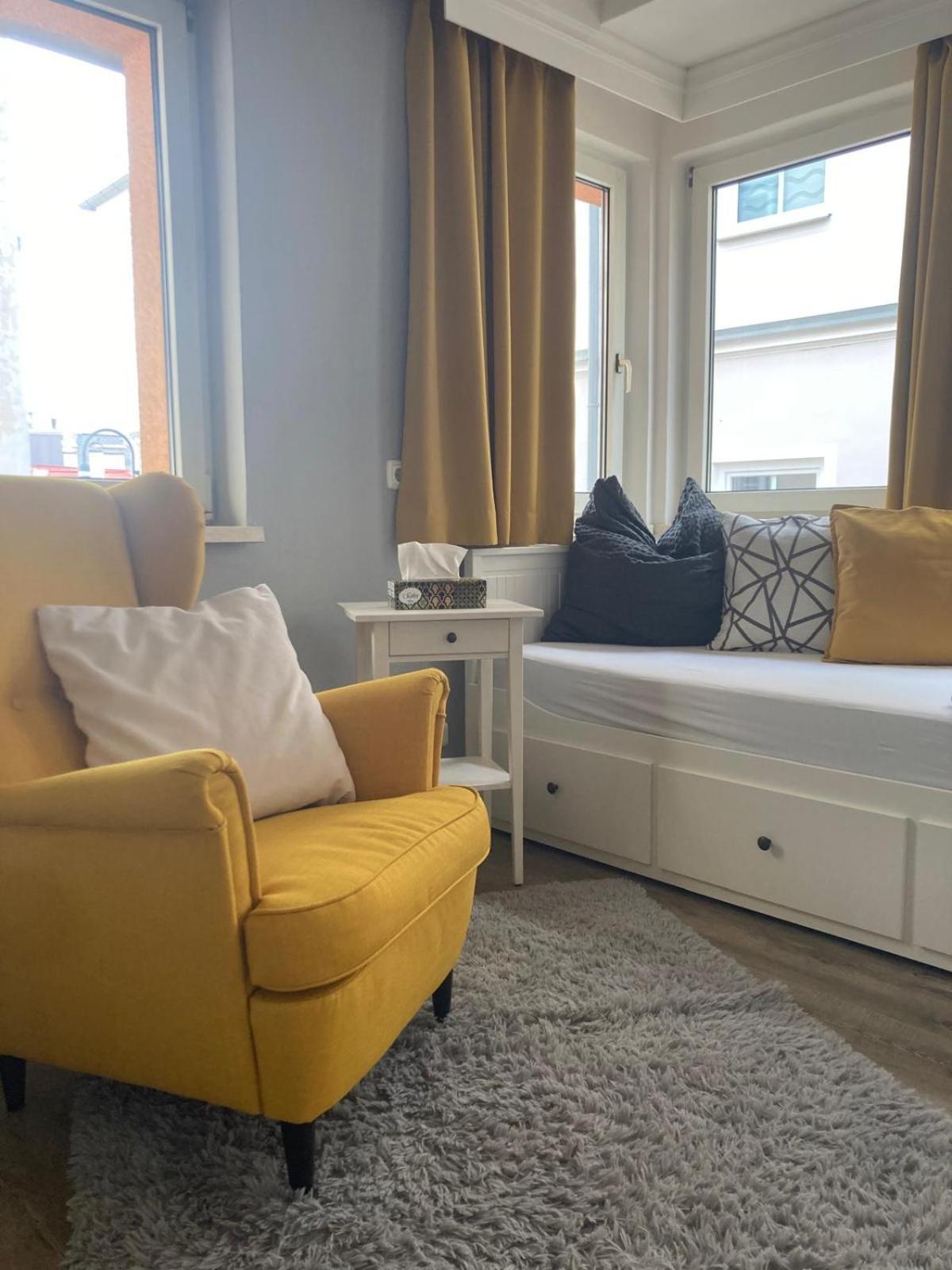 Ferienwohnung Im Zentrum Mit Balkon Und Parkplatz 그문덴 외부 사진